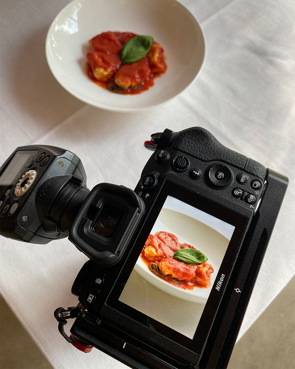 backstage servizio fotografico cibo per ristorante nelle Marche